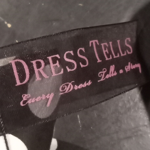 NWT Dress Tells SX - Picture 8 of 11